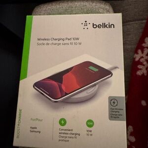 Wireless charger for Apple or Android BRAND NEW